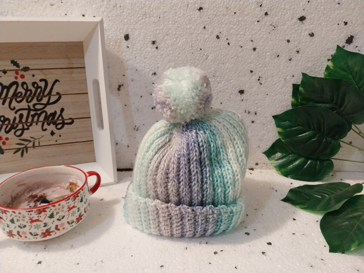Le Bonnet Boréal d'Hiver : Quand la Magie S'Empare du Froid