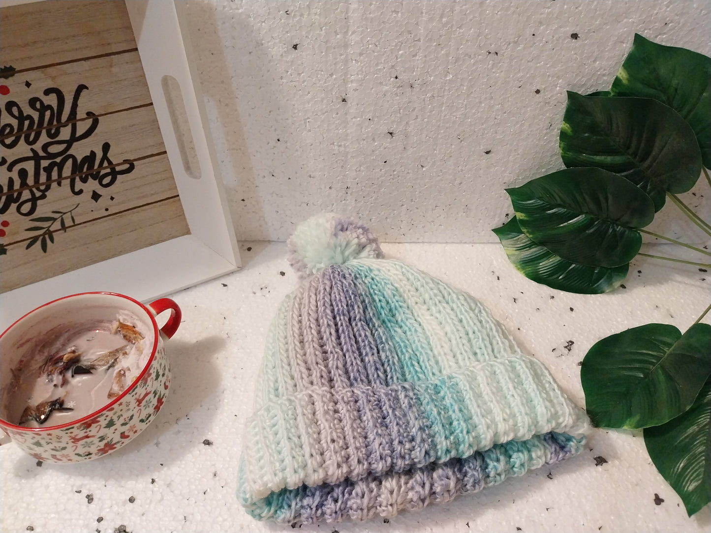 Le Bonnet Boréal d'Hiver : Quand la Magie S'Empare du Froid